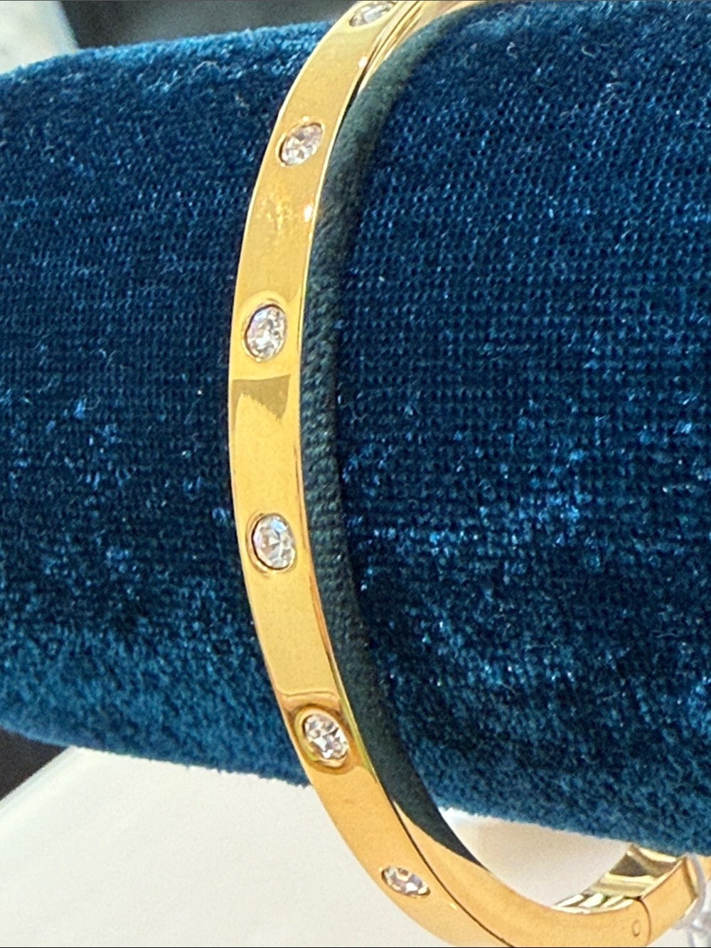 kate spade Set In Stone crystal-studded hinged bangle - Picture 4 of 15